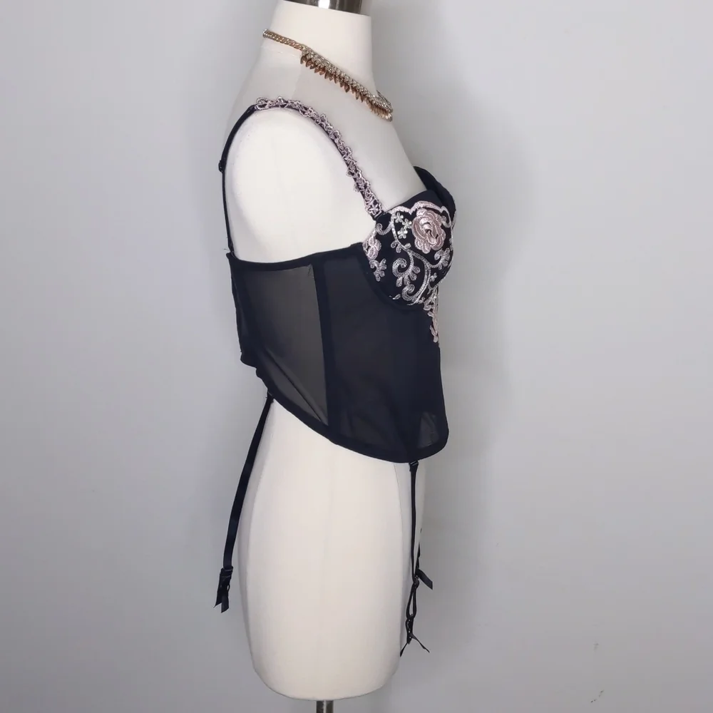 Gilligan & O'Malley Intimates bustier black Corset size 39B underwire